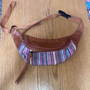Icing multi-colored Fanny pack